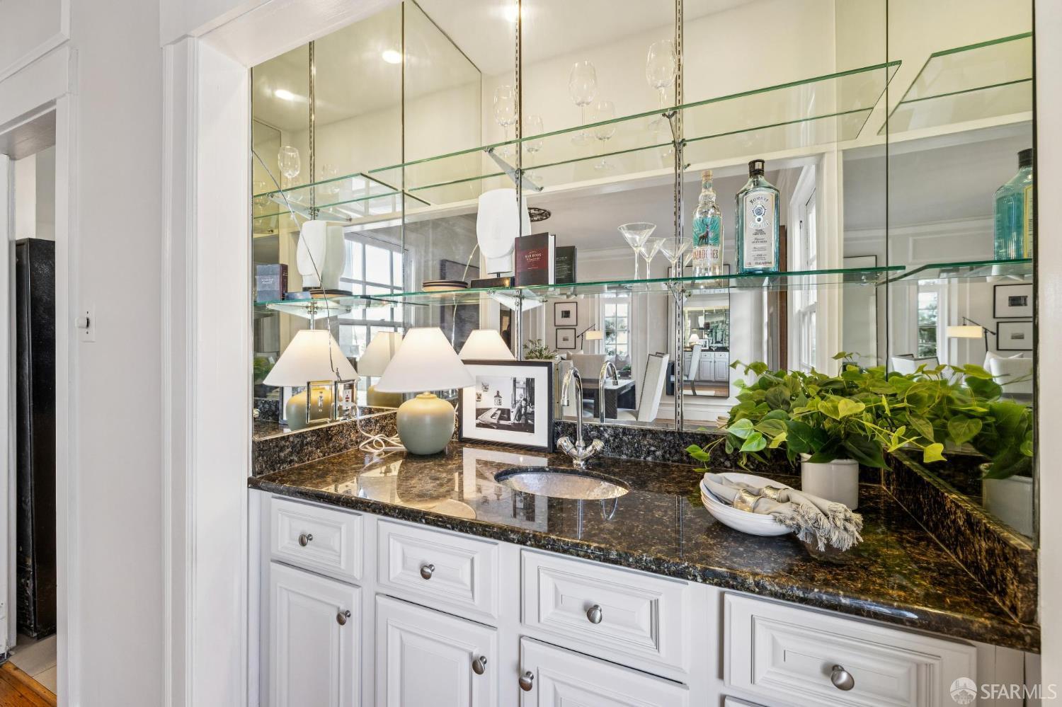 Detail Gallery Image 21 of 41 For 619 28th Ave #1,  San Francisco,  CA 94121 - 2 Beds | 1/1 Baths