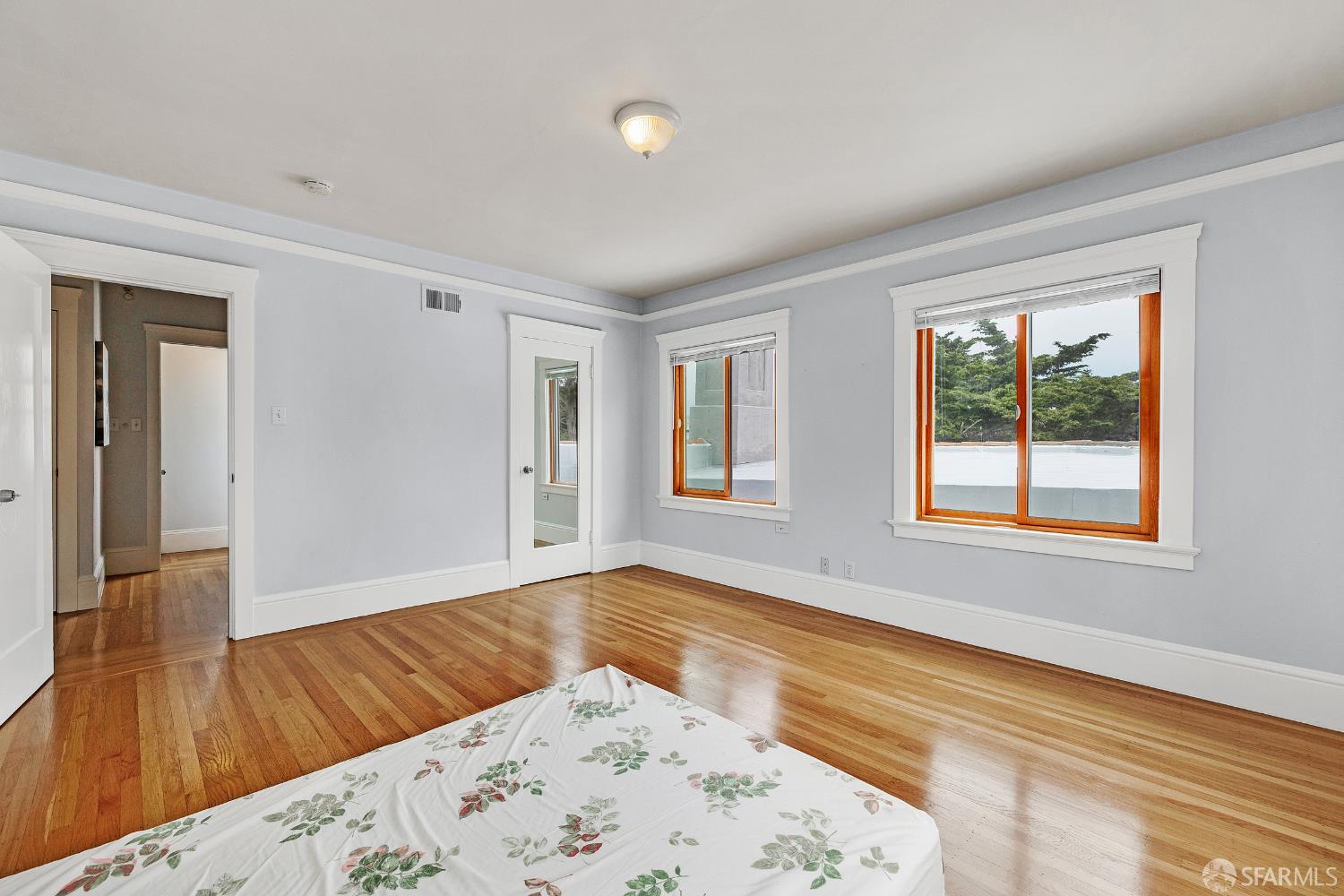 Detail Gallery Image 35 of 45 For 5600 Fulton St, San Francisco,  CA 94121 - 5 Beds | 3/1 Baths