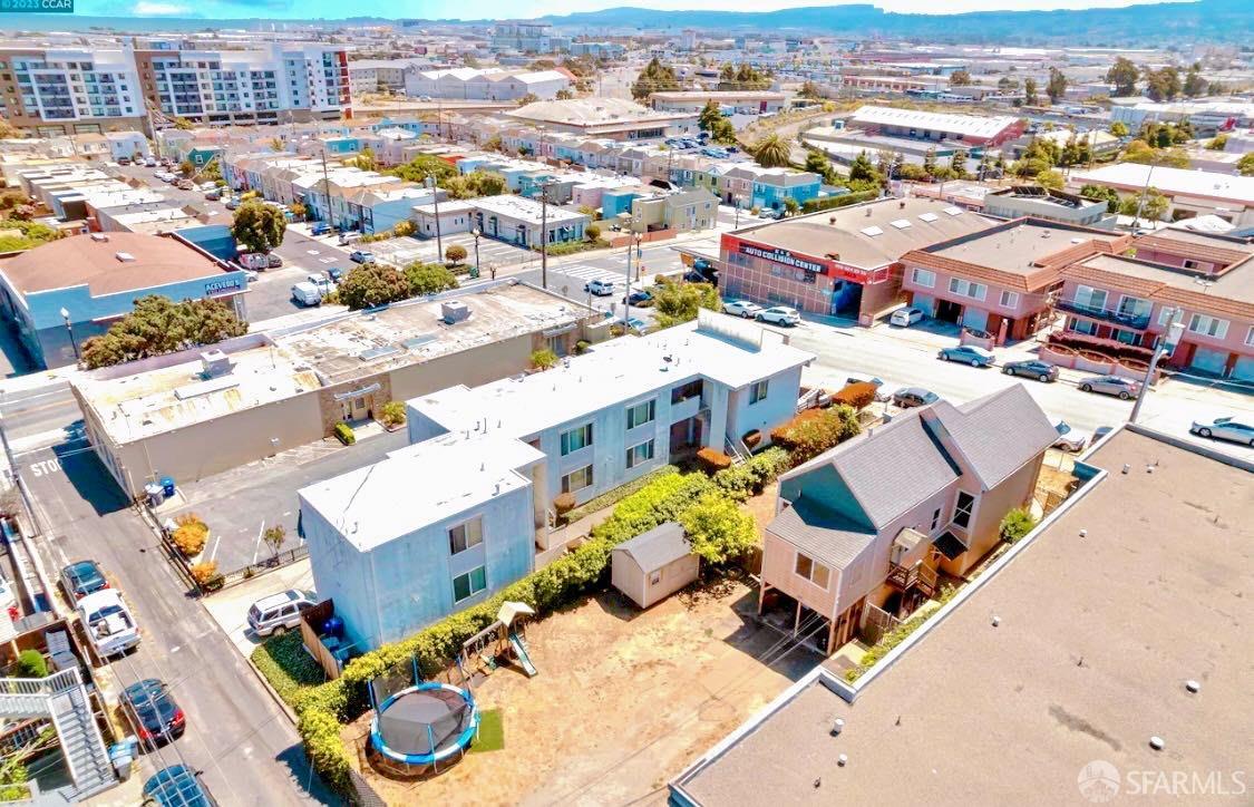 Detail Gallery Image 30 of 32 For 322 Commercial Ave, South San Francisco,  CA 94080 - – Beds | – Baths