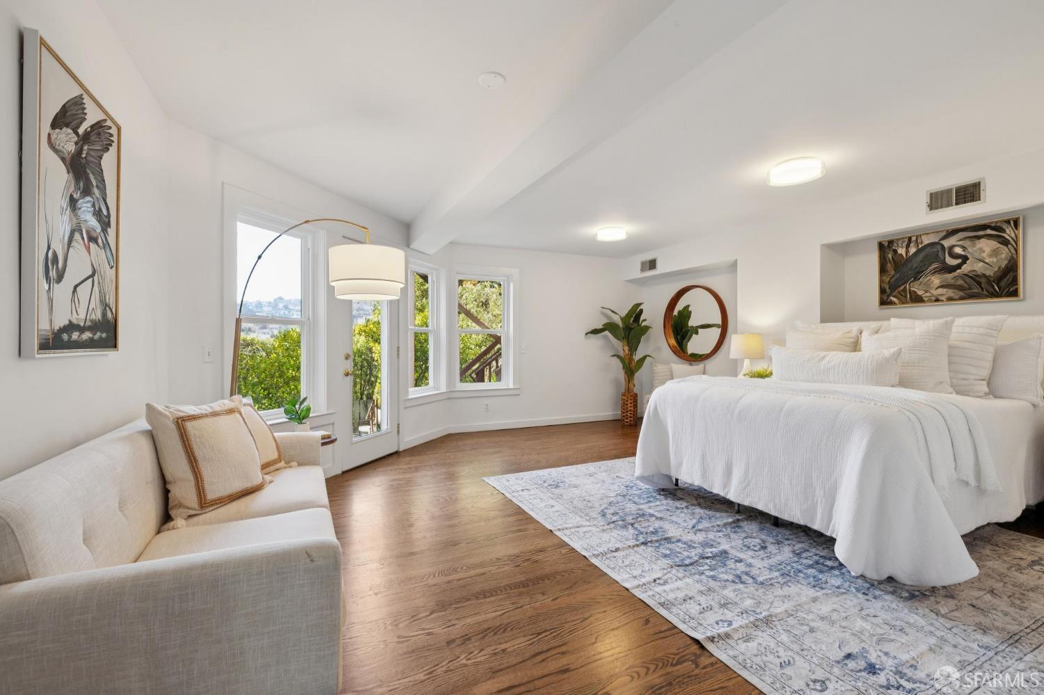 Photo #3: 426095545 Listing: Photo #3