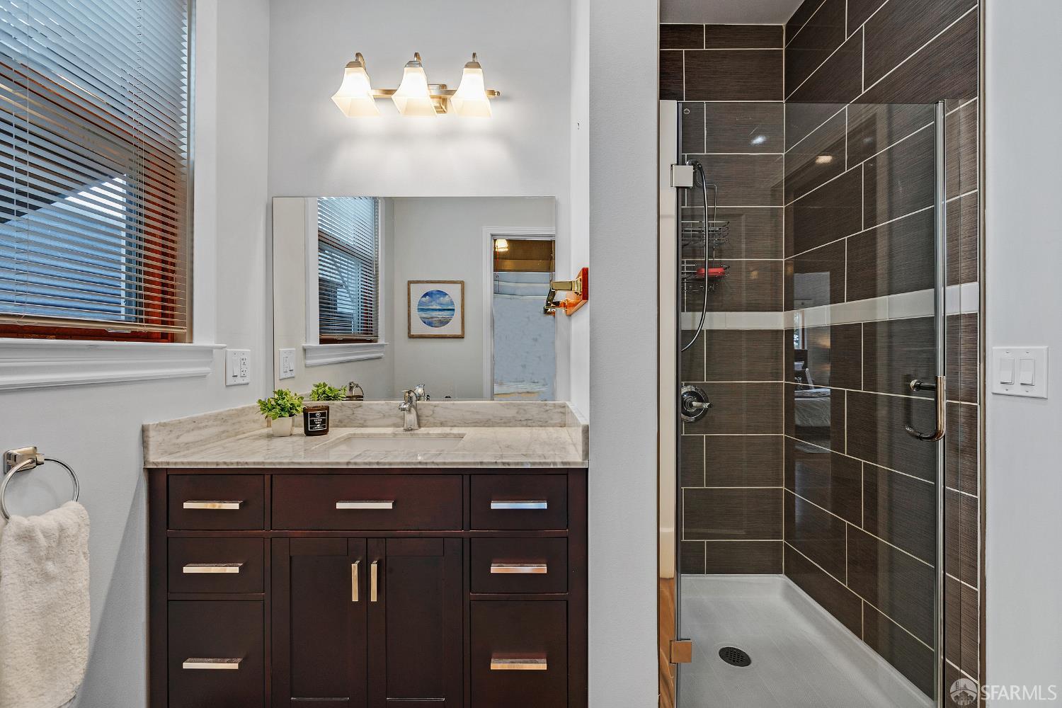 Detail Gallery Image 24 of 45 For 5600 Fulton St, San Francisco,  CA 94121 - 5 Beds | 3/1 Baths