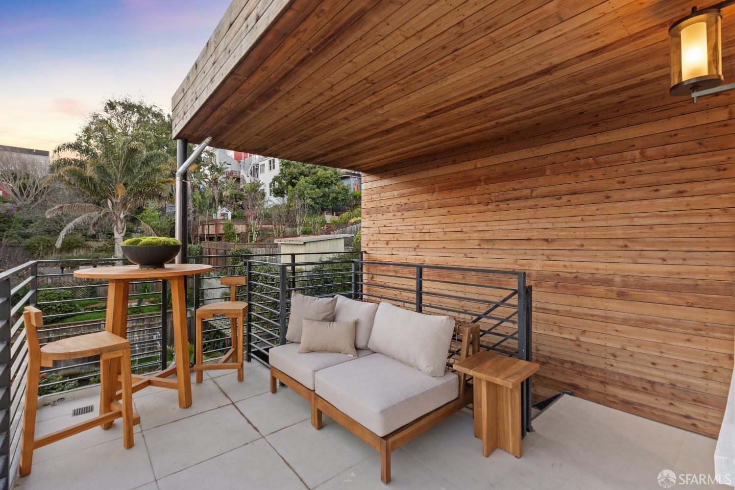 Detail Gallery Image 21 of 22 For 976 Noe St, San Francisco,  CA 94114 - 3 Beds | 1/1 Baths