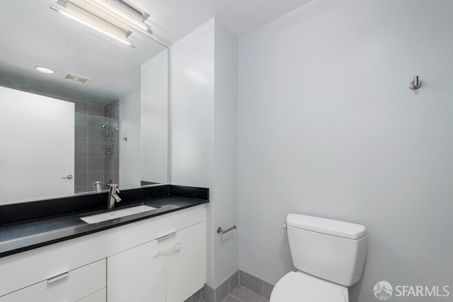 Photo #14: 425091417 Listing: Photo #14