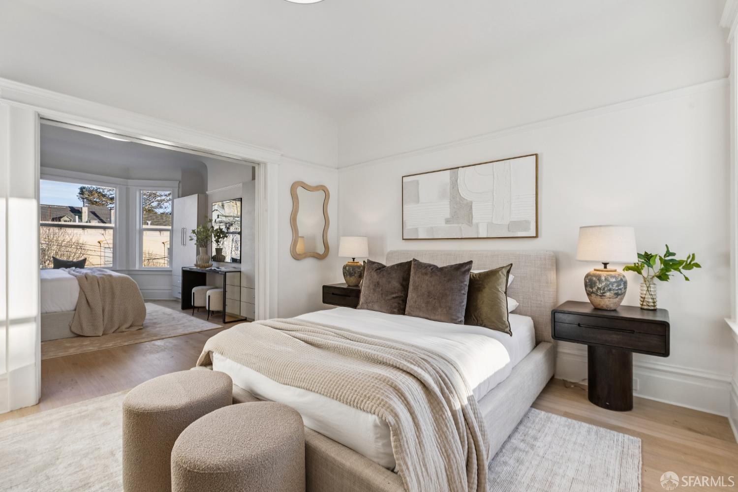 Detail Gallery Image 12 of 22 For 976 Noe St, San Francisco,  CA 94114 - 3 Beds | 1/1 Baths