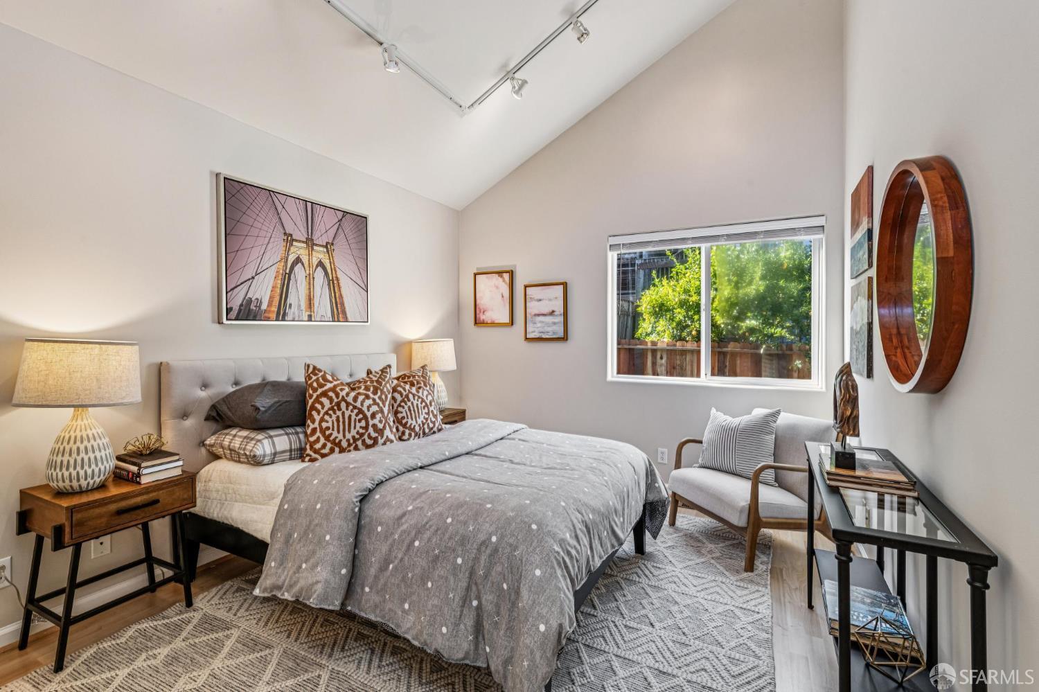 Detail Gallery Image 38 of 61 For 510 Franconia St, San Francisco,  CA 94110 - 3 Beds | 2/1 Baths