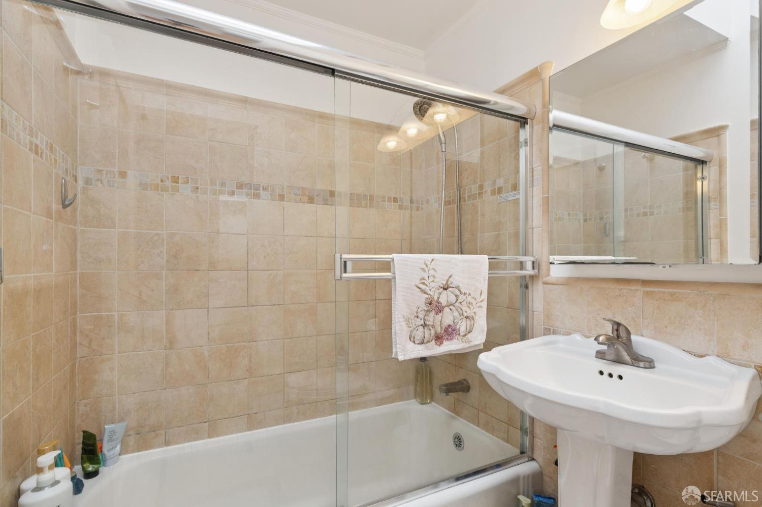 Detail Gallery Image 18 of 51 For 1226 44th Ave, San Francisco,  CA 94122 - 4 Beds | 3 Baths