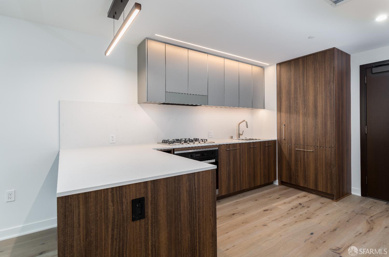 Detail Gallery Image 3 of 39 For 280 Spear St 6f,  San Francisco,  CA 94105 - 2 Beds | 2 Baths