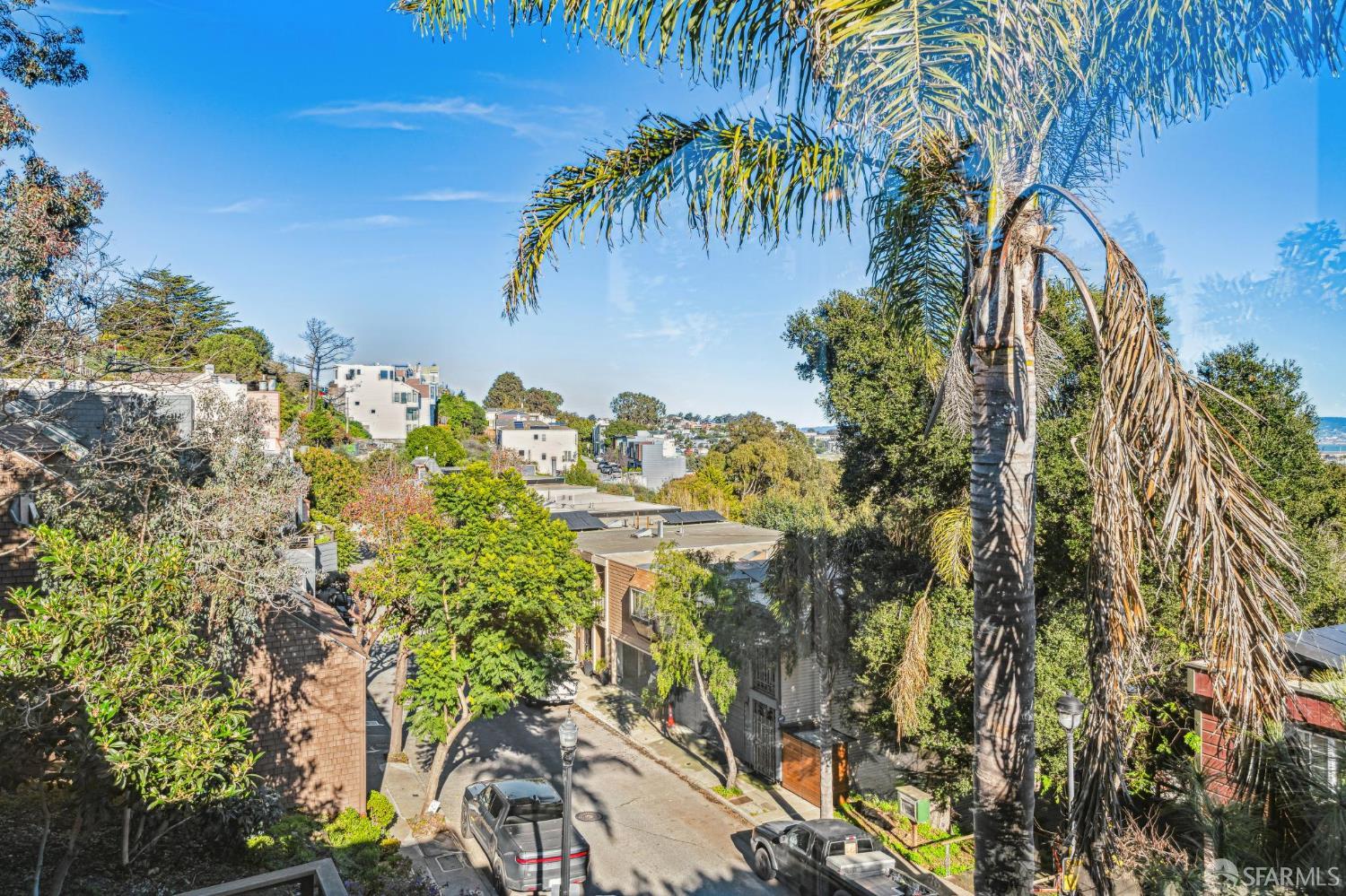 Detail Gallery Image 16 of 61 For 510 Franconia St, San Francisco,  CA 94110 - 3 Beds | 2/1 Baths