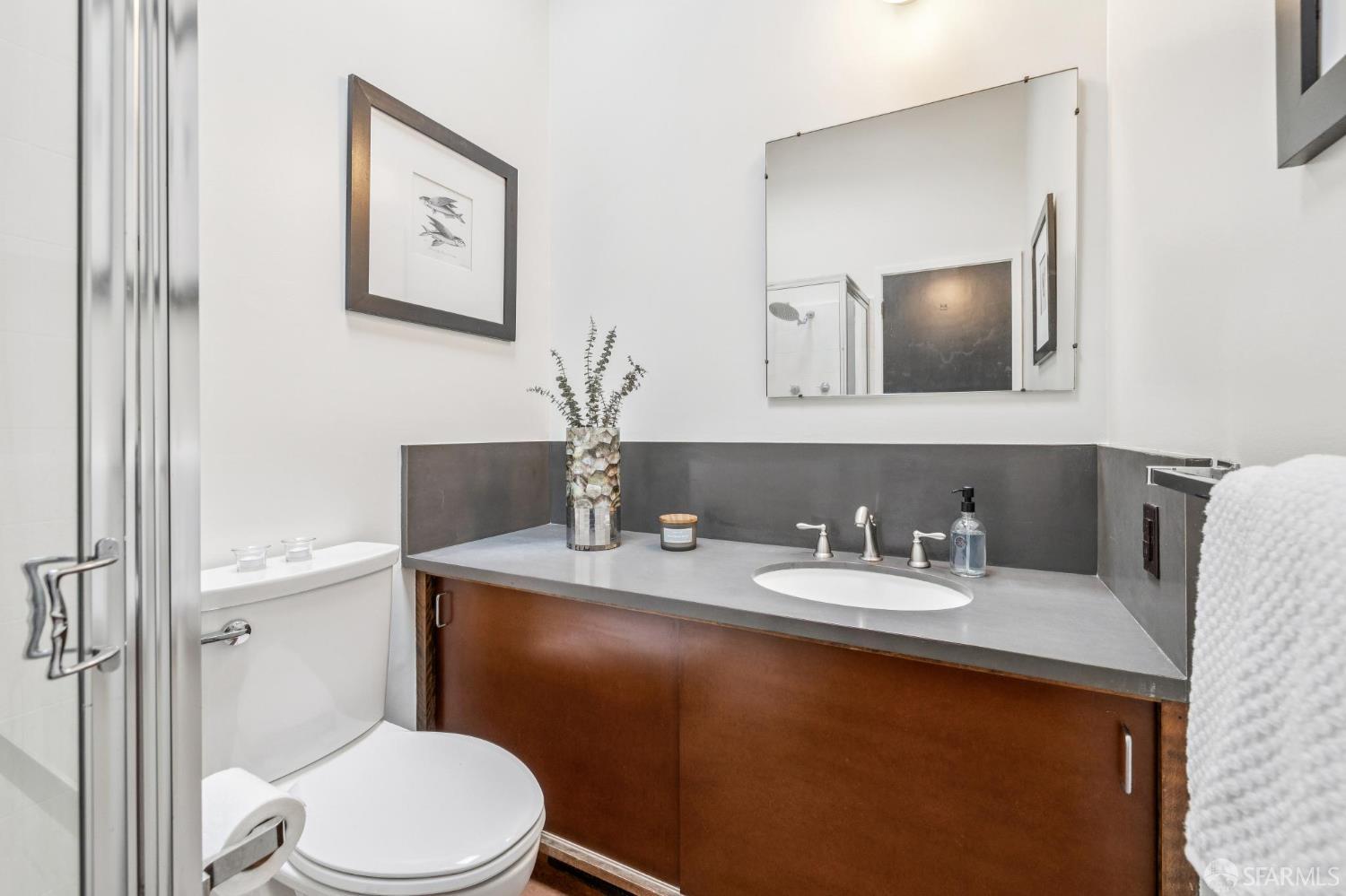 Detail Gallery Image 40 of 52 For 3616 21st St, San Francisco,  CA 94114 - 2 Beds | 2 Baths