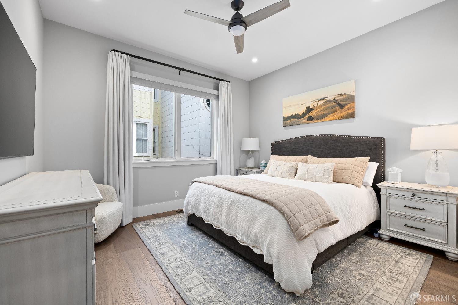 Detail Gallery Image 19 of 27 For 2155 Greenwich St, San Francisco,  CA 94123 - 3 Beds | 3 Baths