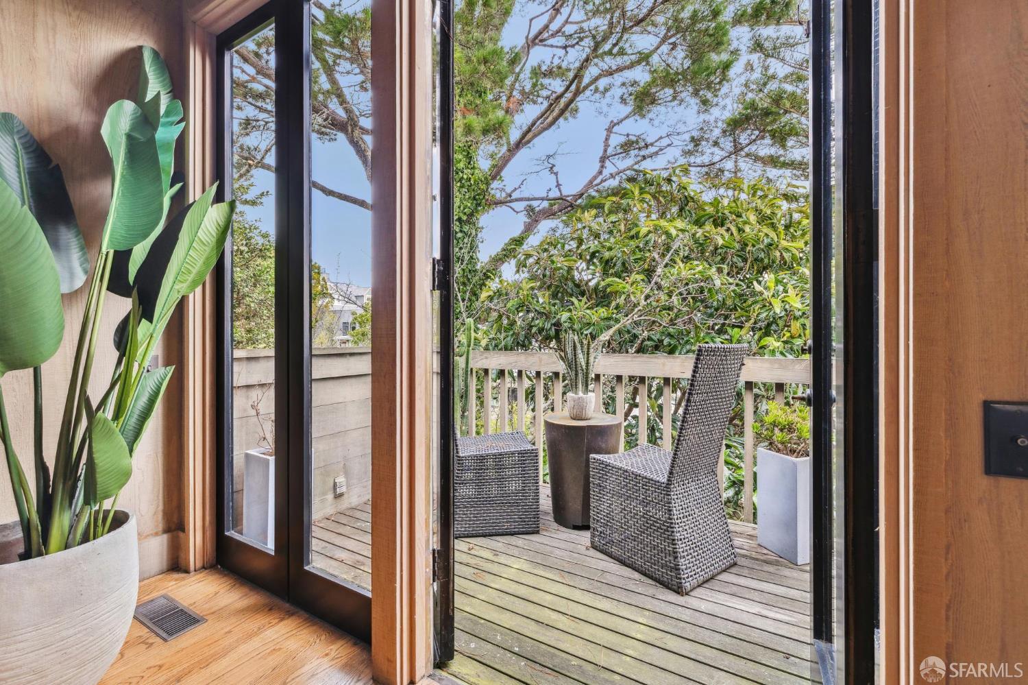 Detail Gallery Image 20 of 52 For 3616 21st St, San Francisco,  CA 94114 - 2 Beds | 2 Baths