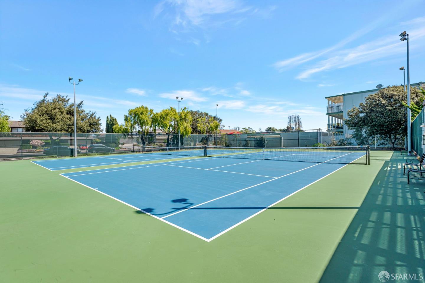 Detail Gallery Image 33 of 41 For 1208 Admiralty Ln, Foster City,  CA 94404 - 3 Beds | 2/1 Baths