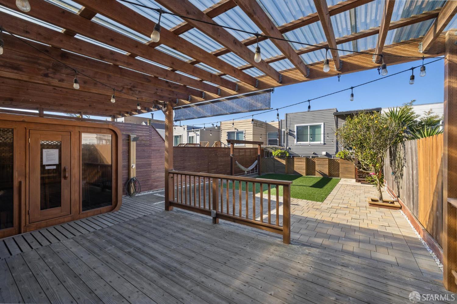 Detail Gallery Image 36 of 51 For 1226 44th Ave, San Francisco,  CA 94122 - 4 Beds | 3 Baths