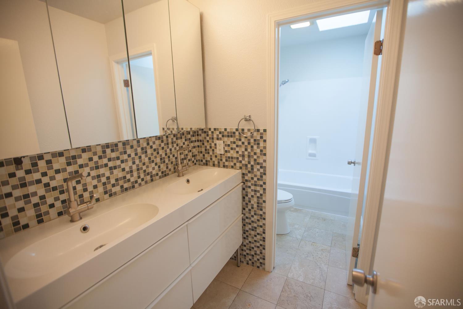 Detail Gallery Image 10 of 16 For 1010 San Antonio Cir #324,  Daly City,  CA 94014 - 1 Beds | 1 Baths