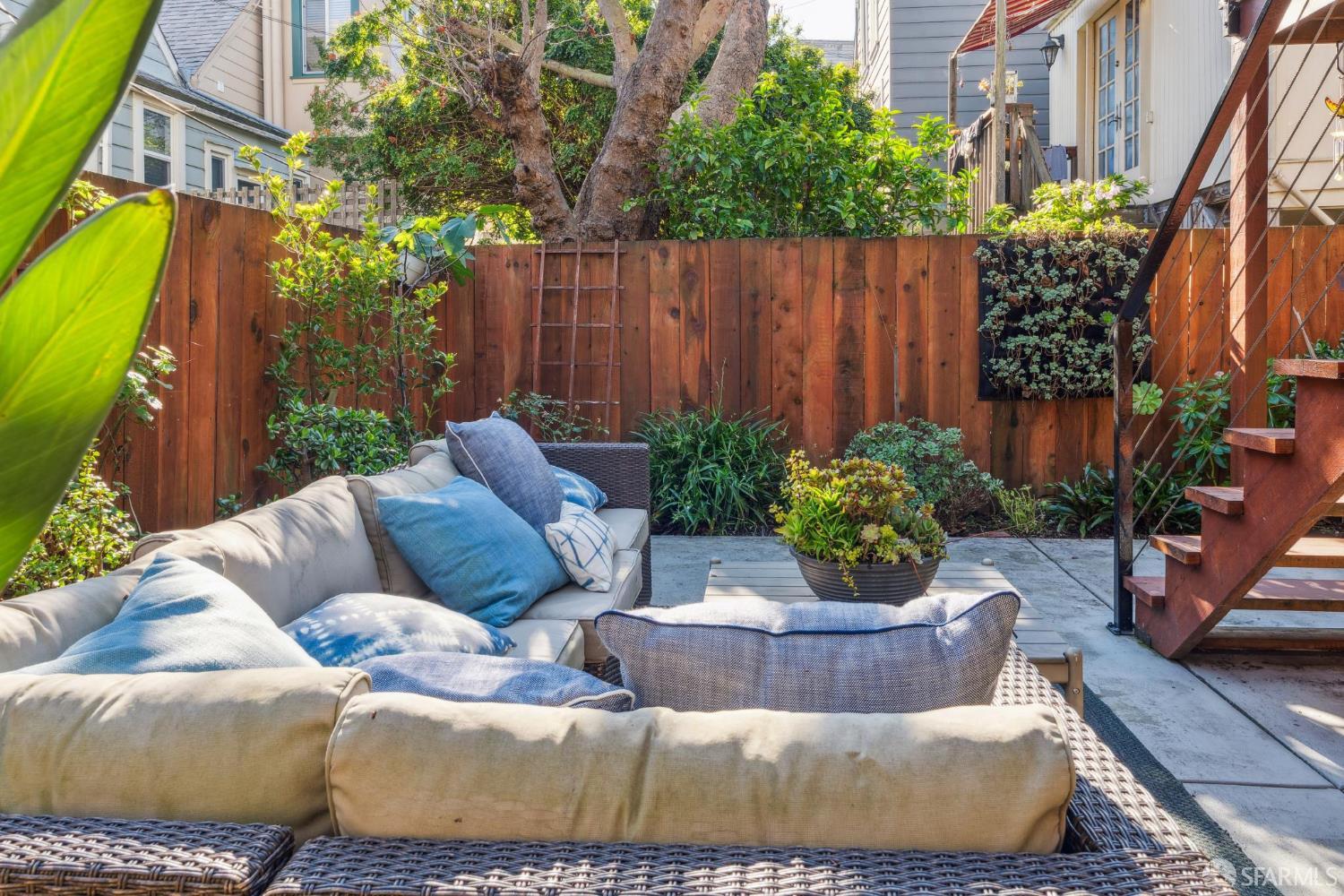 Detail Gallery Image 40 of 45 For 679 San Jose Ave, San Francisco,  CA 94110 - 4 Beds | 3 Baths