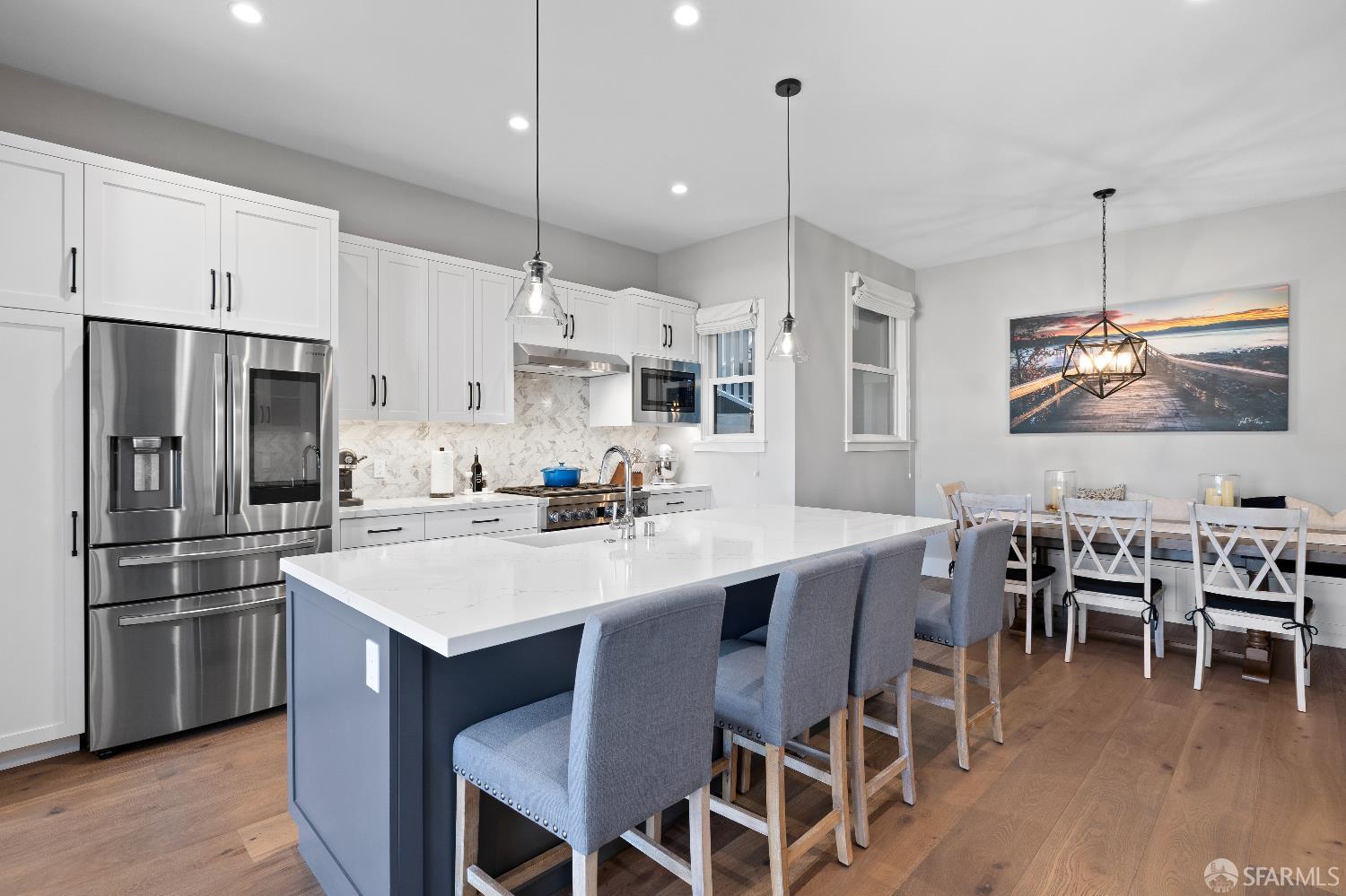 Detail Gallery Image 5 of 27 For 2155 Greenwich St, San Francisco,  CA 94123 - 3 Beds | 3 Baths