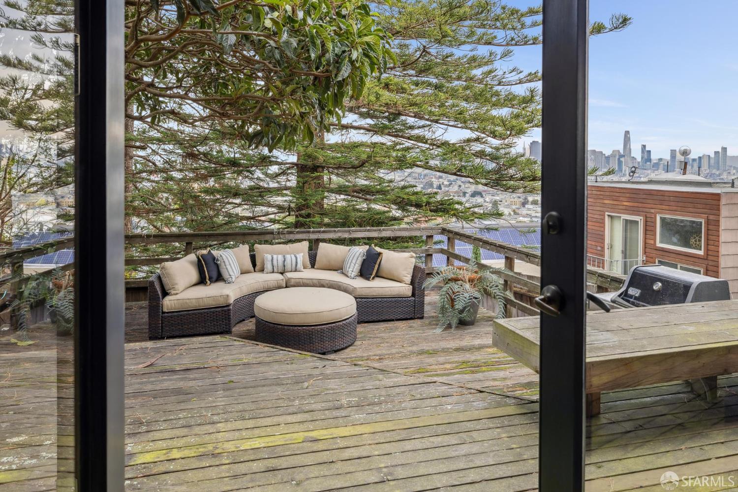 Detail Gallery Image 43 of 52 For 3616 21st St, San Francisco,  CA 94114 - 2 Beds | 2 Baths