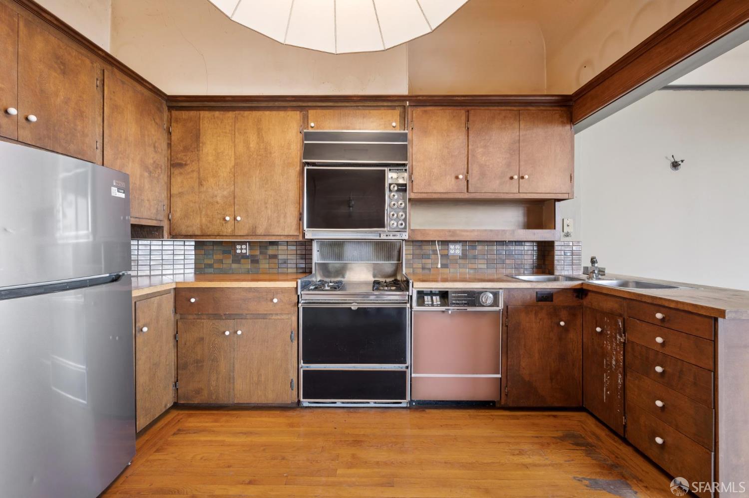 Detail Gallery Image 19 of 49 For 3622 21st St, San Francisco,  CA 94114 - 2 Beds | 2 Baths