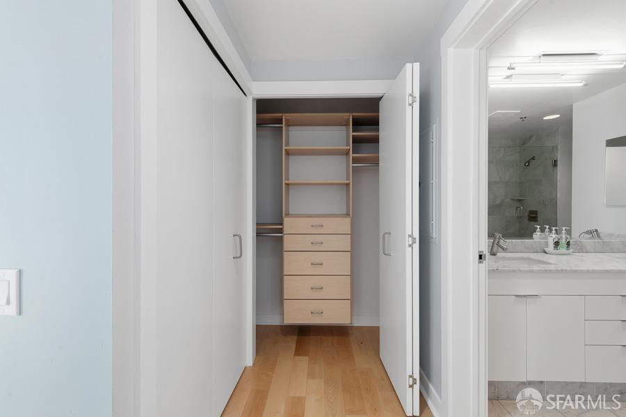 Photo #10: 425091417 Listing: Photo #10