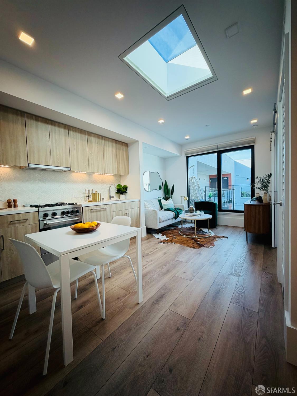 1288 Howard Street # 604