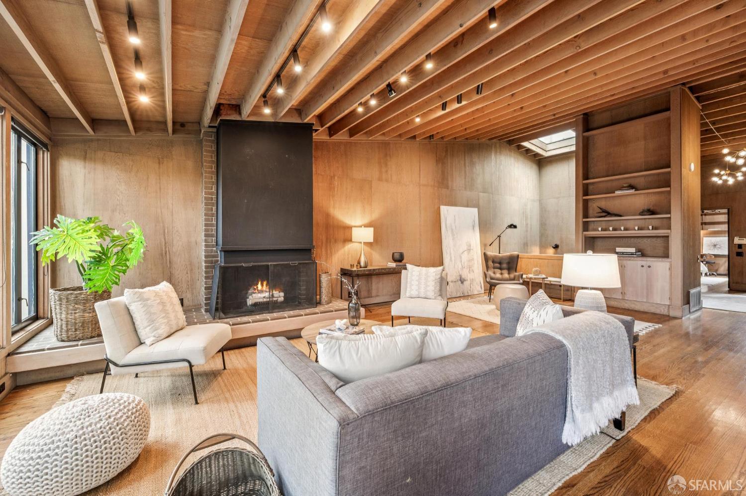 Detail Gallery Image 13 of 52 For 3616 21st St, San Francisco,  CA 94114 - 2 Beds | 2 Baths