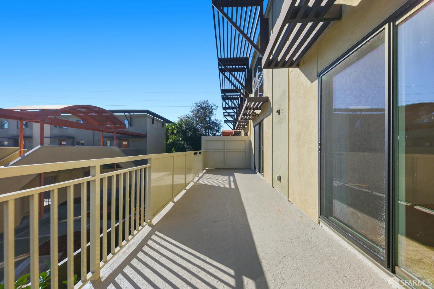 Detail Gallery Image 21 of 41 For 1208 Admiralty Ln, Foster City,  CA 94404 - 3 Beds | 2/1 Baths