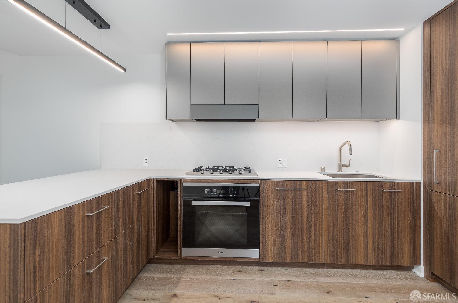 Detail Gallery Image 4 of 39 For 280 Spear St 6f,  San Francisco,  CA 94105 - 2 Beds | 2 Baths