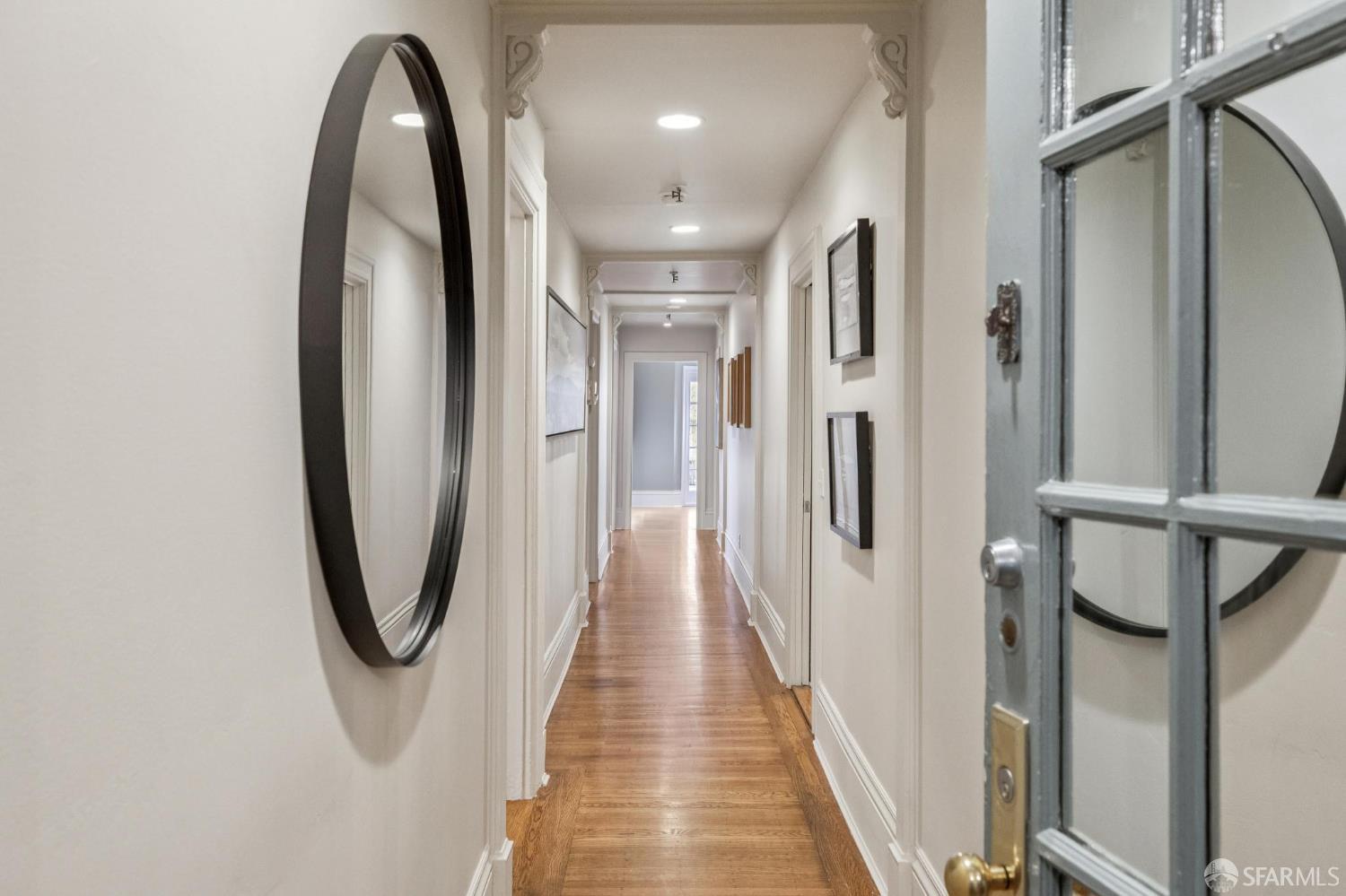 Detail Gallery Image 4 of 52 For 1869 California St #1,  San Francisco,  CA 94109 - 2 Beds | 2 Baths