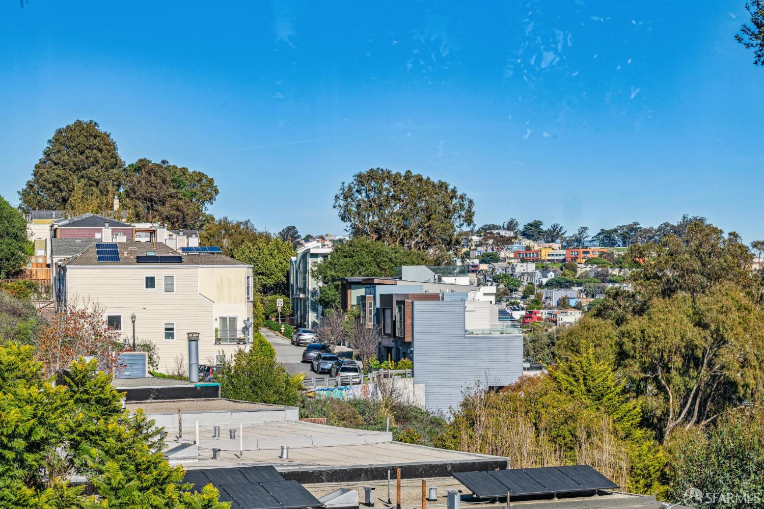 Detail Gallery Image 17 of 61 For 510 Franconia St, San Francisco,  CA 94110 - 3 Beds | 2/1 Baths