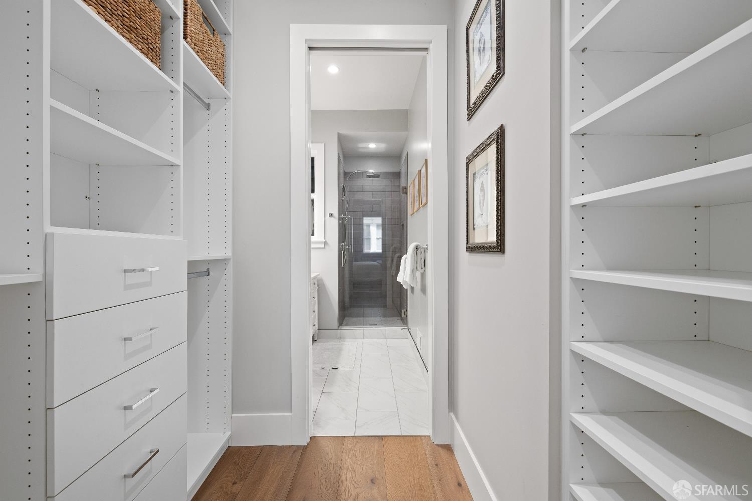 Detail Gallery Image 15 of 27 For 2155 Greenwich St, San Francisco,  CA 94123 - 3 Beds | 3 Baths