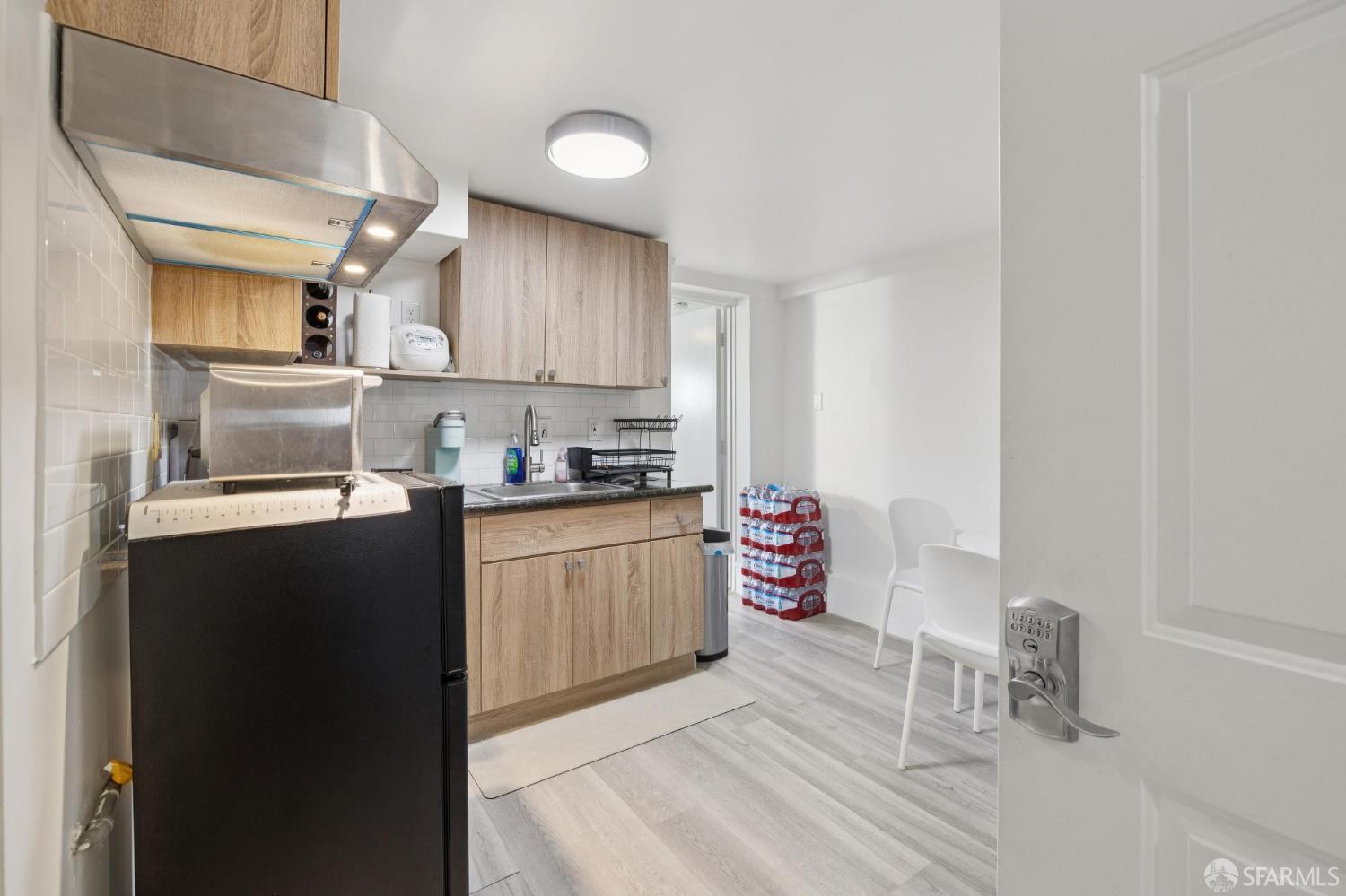 Detail Gallery Image 39 of 51 For 1226 44th Ave, San Francisco,  CA 94122 - 4 Beds | 3 Baths