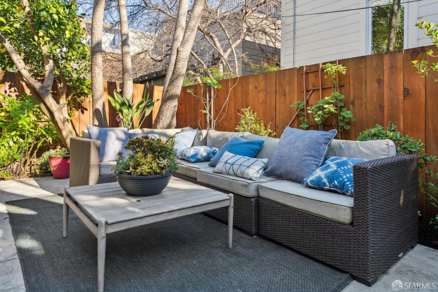 Detail Gallery Image 39 of 45 For 679 San Jose Ave, San Francisco,  CA 94110 - 4 Beds | 3 Baths