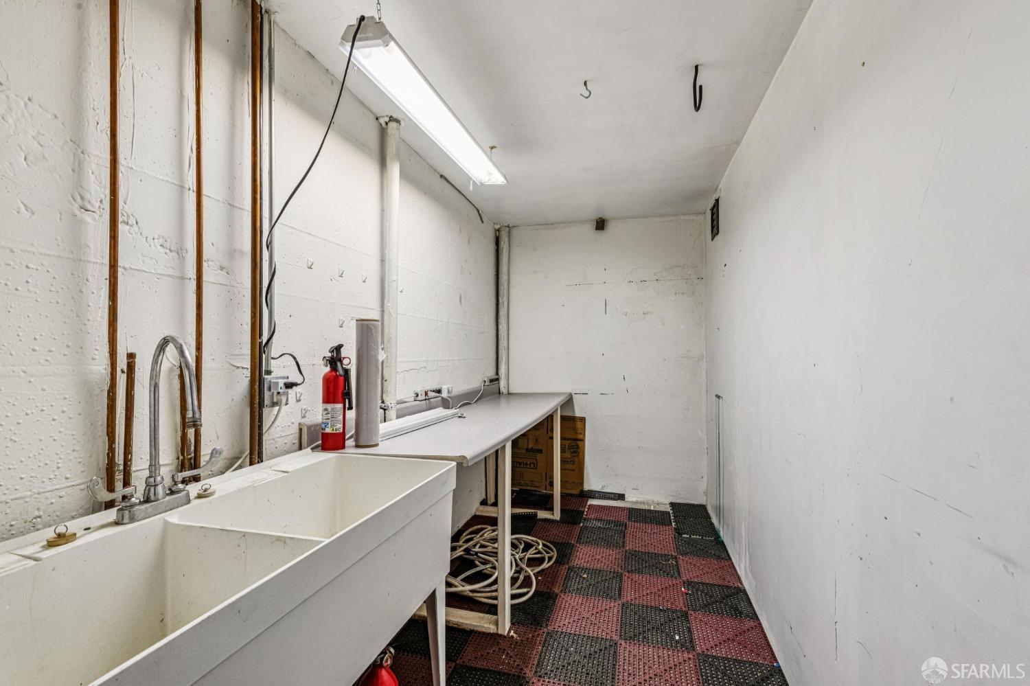 Detail Gallery Image 45 of 61 For 510 Franconia St, San Francisco,  CA 94110 - 3 Beds | 2/1 Baths