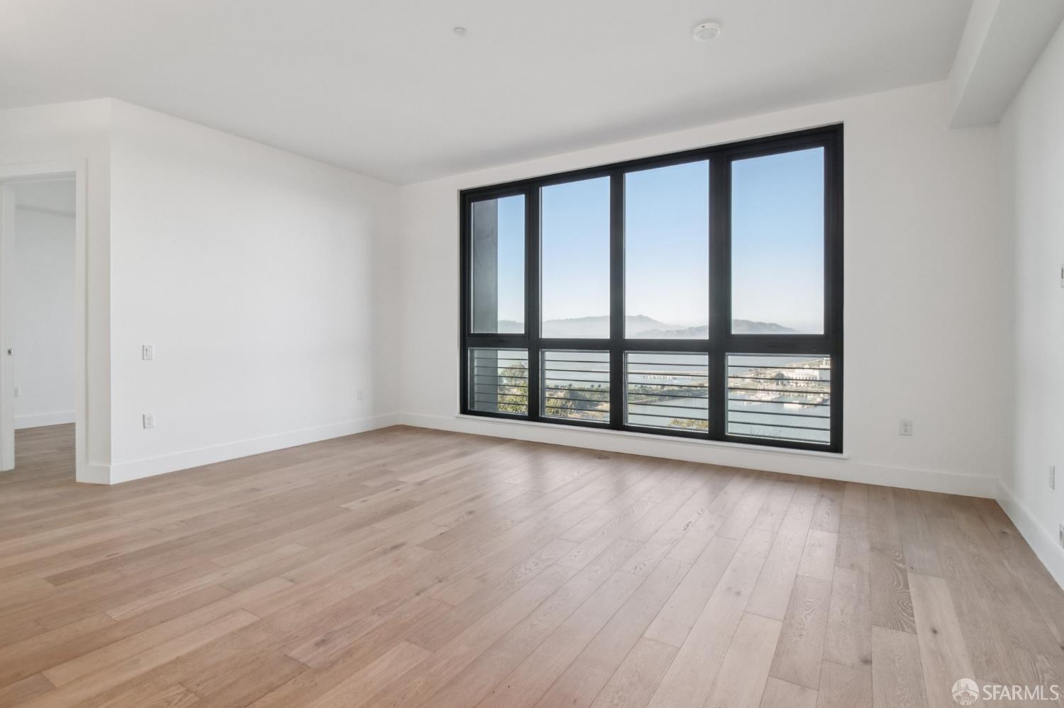 Photo #3: 426094425 Listing: Photo #3