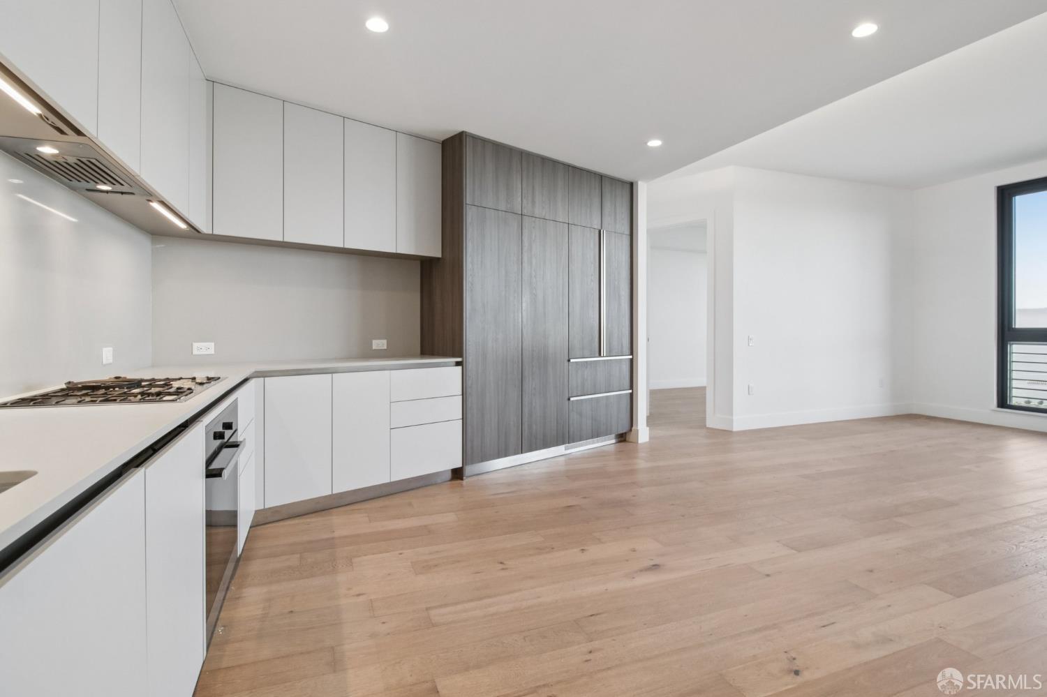 Photo #6: 426094425 Listing: Photo #6