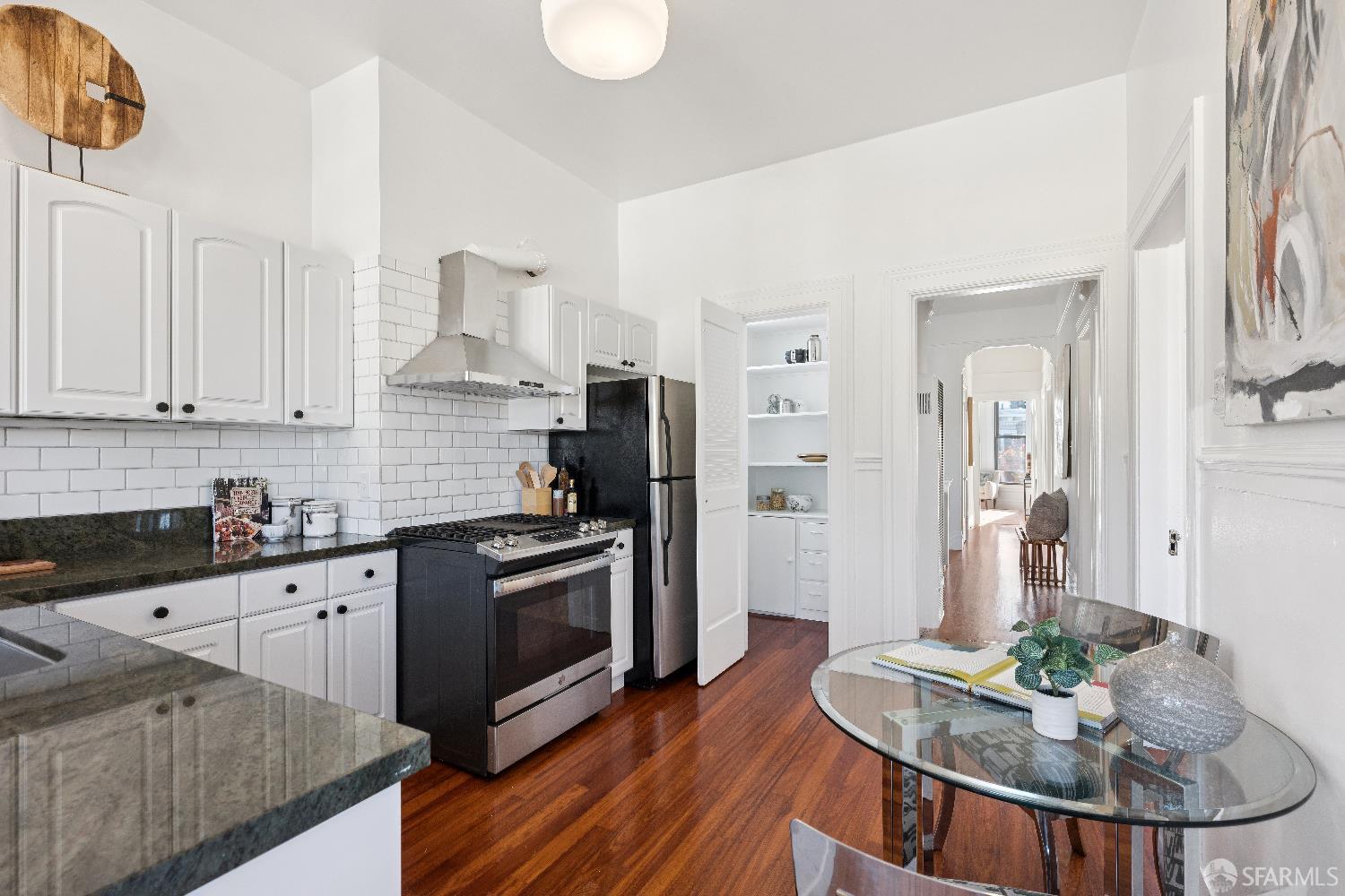 Detail Gallery Image 17 of 55 For 1750 Page St, San Francisco,  CA 94117 - 2 Beds | 1 Baths