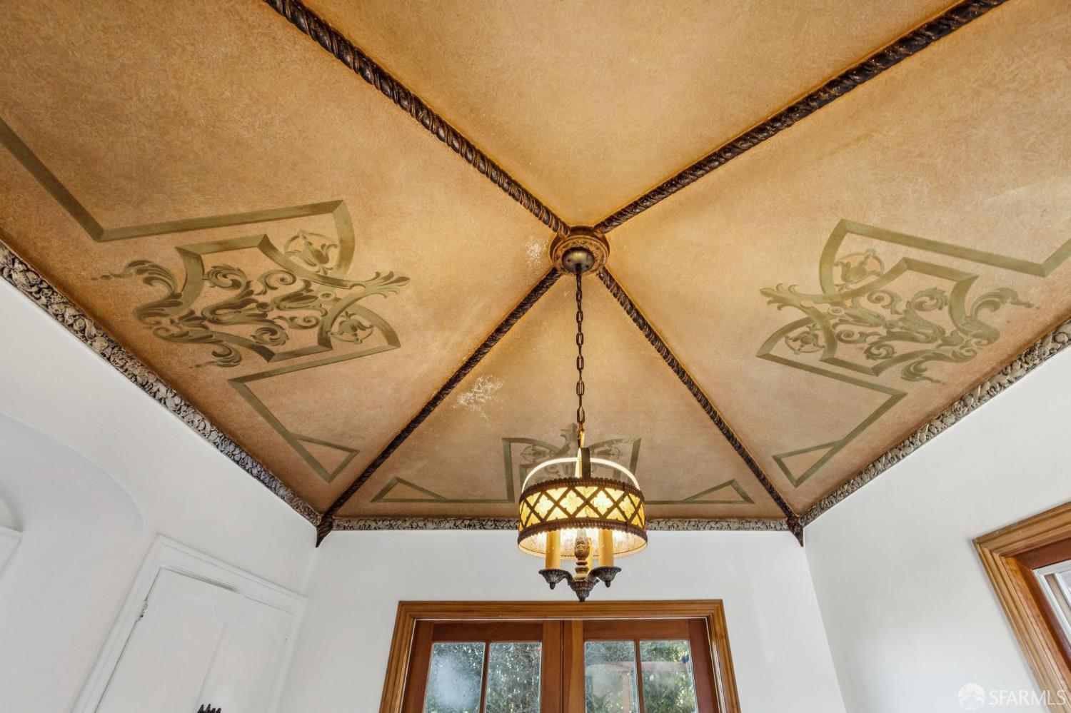 Detail Gallery Image 19 of 55 For 2830 Lawton St, San Francisco,  CA 94122 - 3 Beds | 1/2 Baths