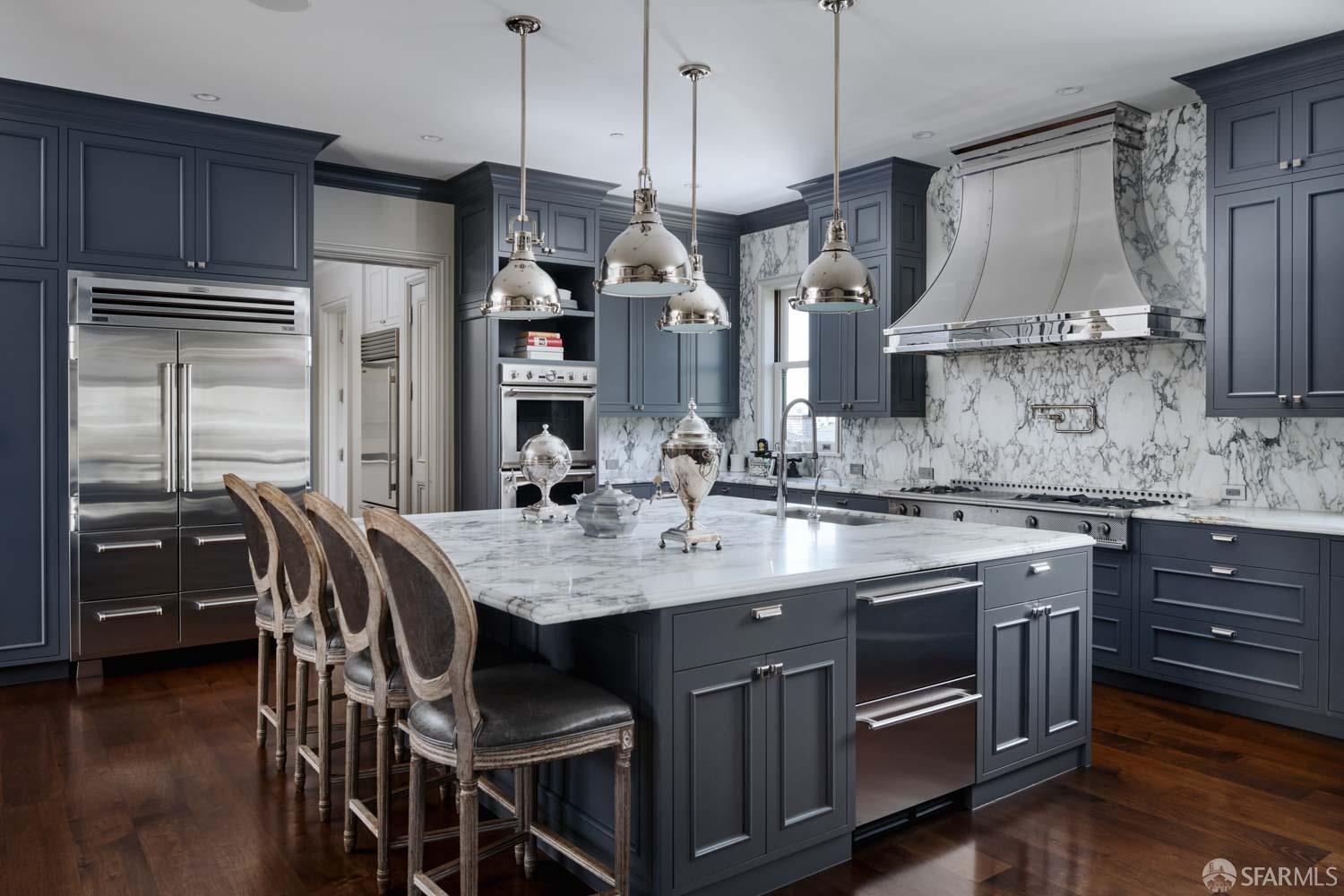 Detail Gallery Image 8 of 56 For 3199 Jackson Ave, San Francisco,  CA 94115 - 9 Beds | 10/5 Baths