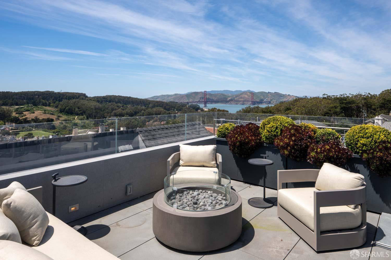 Detail Gallery Image 48 of 56 For 3199 Jackson Ave, San Francisco,  CA 94115 - 9 Beds | 10/5 Baths