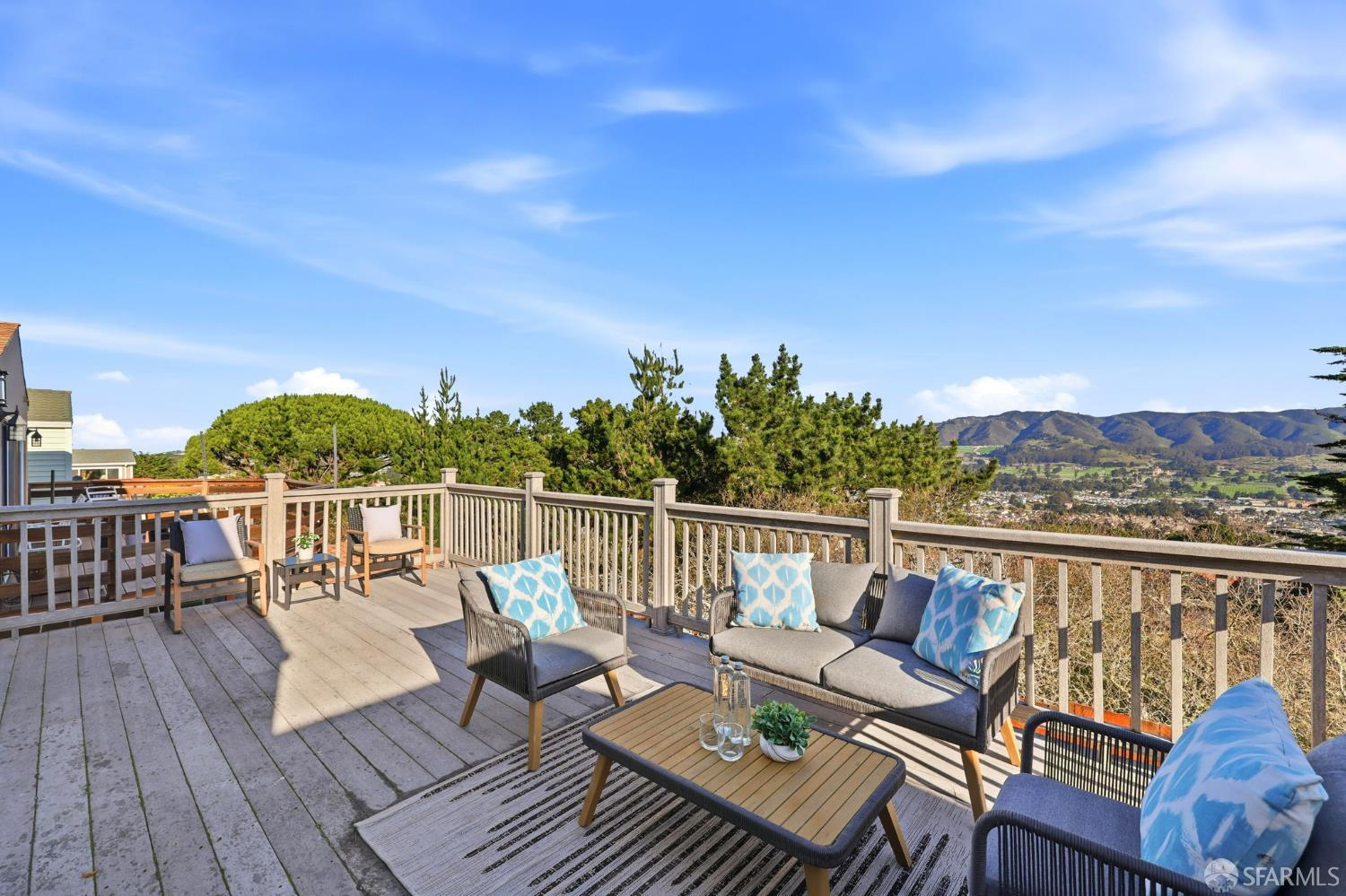 Detail Gallery Image 23 of 31 For 741 Gellert Blvd, Daly City,  CA 94015 - 3 Beds | 3 Baths