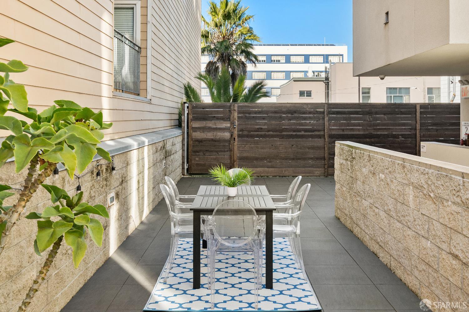 Detail Gallery Image 6 of 20 For 11 Franklin St #206,  San Francisco,  CA 94102 - 2 Beds | 2 Baths