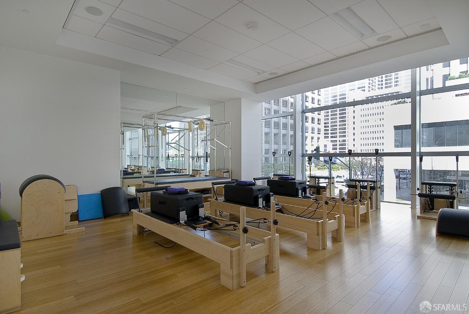 Detail Gallery Image 33 of 46 For 301 Mission St 25b,  San Francisco,  CA 94105 - 1 Beds | 1 Baths