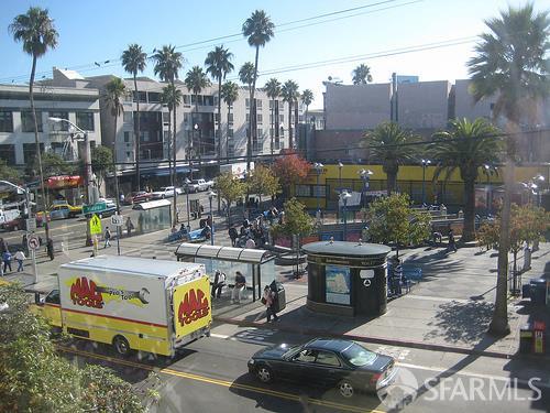 Detail Gallery Image 2 of 9 For 3327 24th St, San Francisco,  CA 94110 - – Beds | – Baths