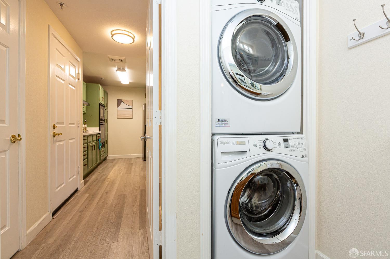 Detail Gallery Image 14 of 16 For 1840 Tice Creek Dr #2210,  Walnut Creek,  CA 94595 - 1 Beds | 1/1 Baths