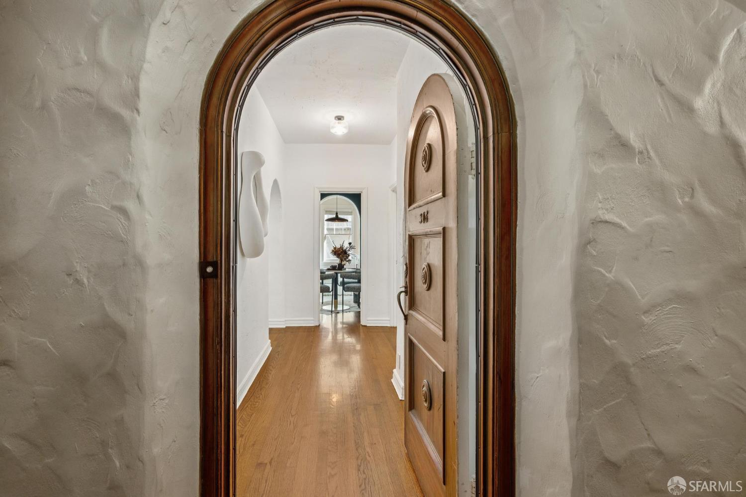 Detail Gallery Image 3 of 29 For 2090 Pacific Ave #306,  San Francisco,  CA 94109 - 1 Beds | 1 Baths