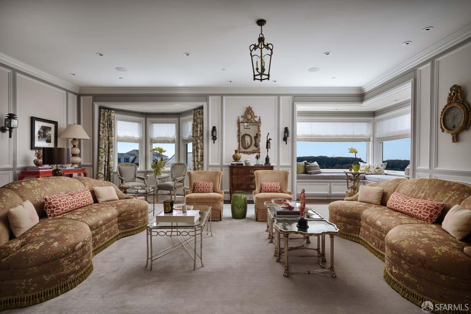 Detail Gallery Image 2 of 56 For 3199 Jackson Ave, San Francisco,  CA 94115 - 9 Beds | 10/5 Baths