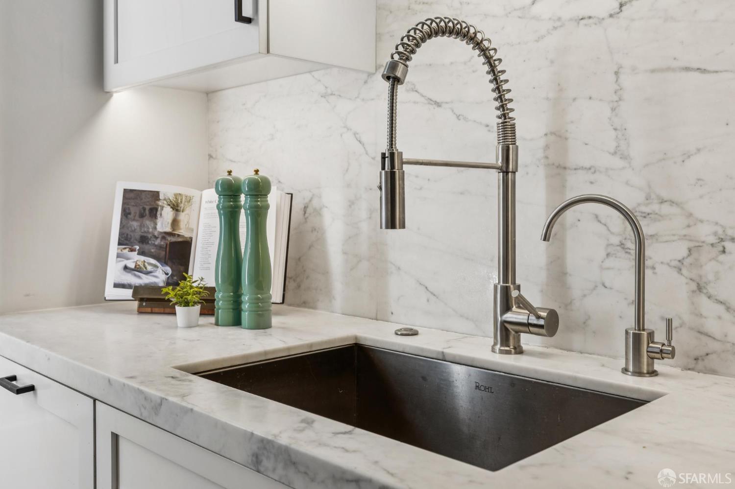 Detail Gallery Image 13 of 29 For 2090 Pacific Ave #306,  San Francisco,  CA 94109 - 1 Beds | 1 Baths