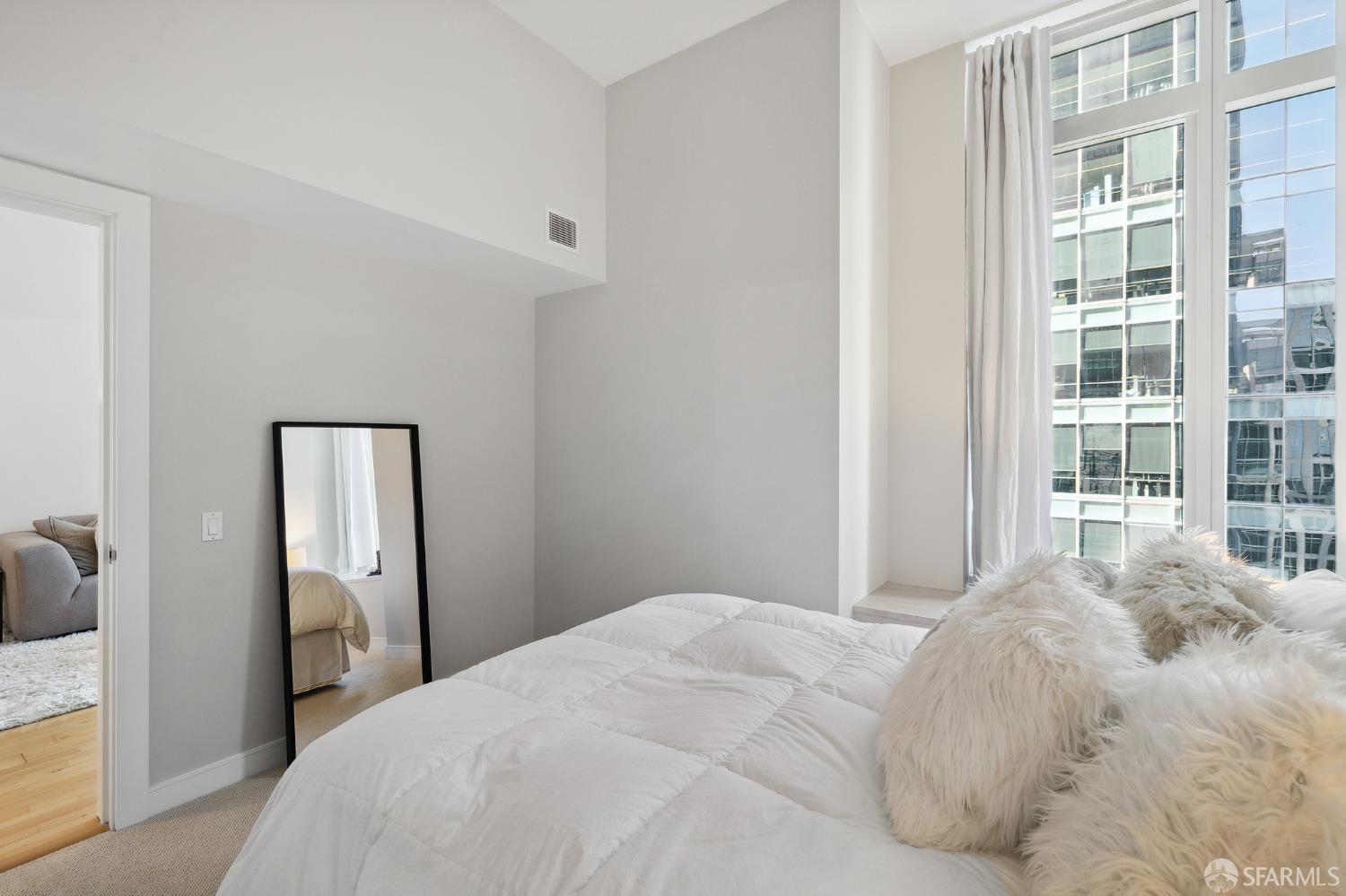 Detail Gallery Image 17 of 46 For 301 Mission St 25b,  San Francisco,  CA 94105 - 1 Beds | 1 Baths