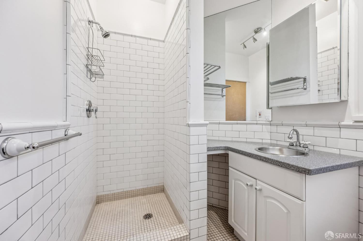 Detail Gallery Image 59 of 87 For 1066 Bryant St, San Francisco,  CA 94103 - 4 Beds | 5/1 Baths