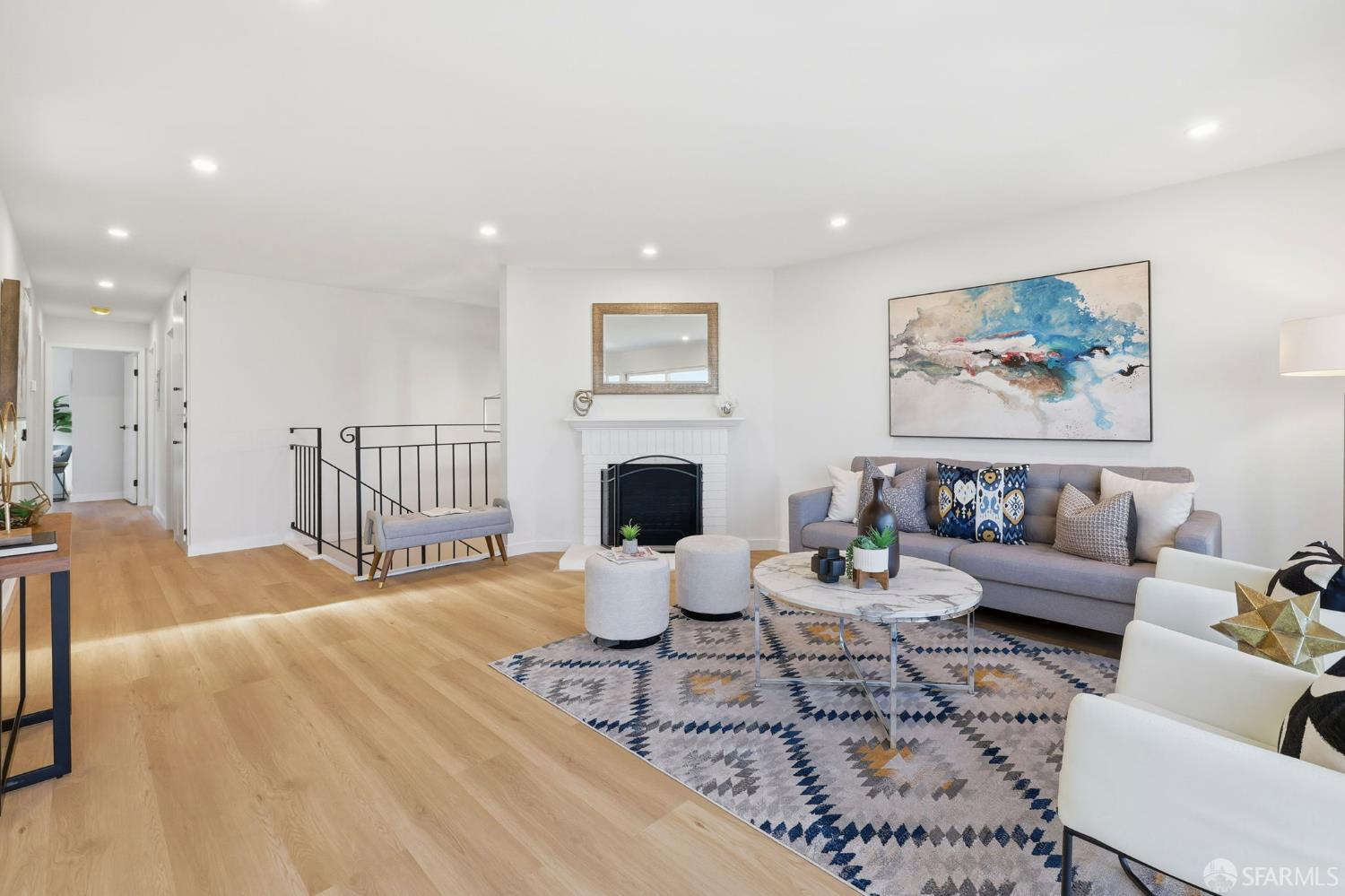 Detail Gallery Image 2 of 31 For 741 Gellert Blvd, Daly City,  CA 94015 - 3 Beds | 3 Baths